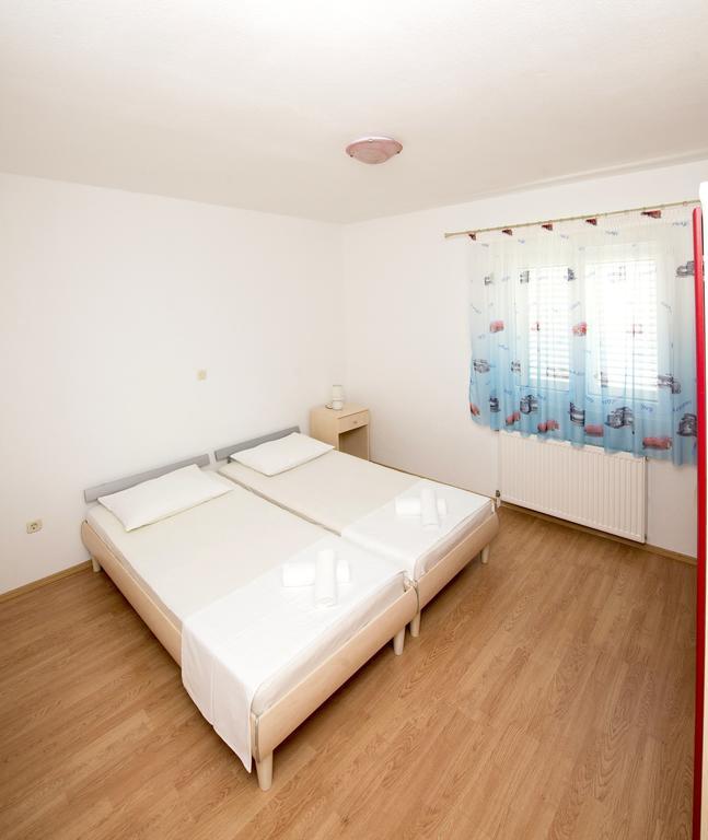 Apartments Meri 特罗吉尔 客房 照片