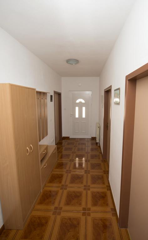 Apartments Meri 特罗吉尔 客房 照片